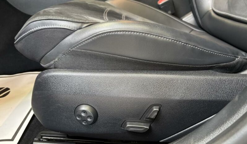 
								Mercedes Classe C V Berline 220 d AMG Line TOIT OUVRANT full									