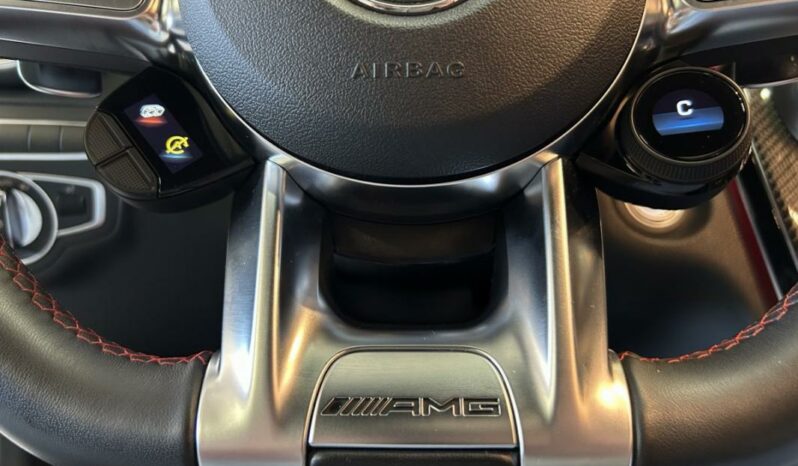 
								Mercedes Classe C coupe IV AMG 63 S full									