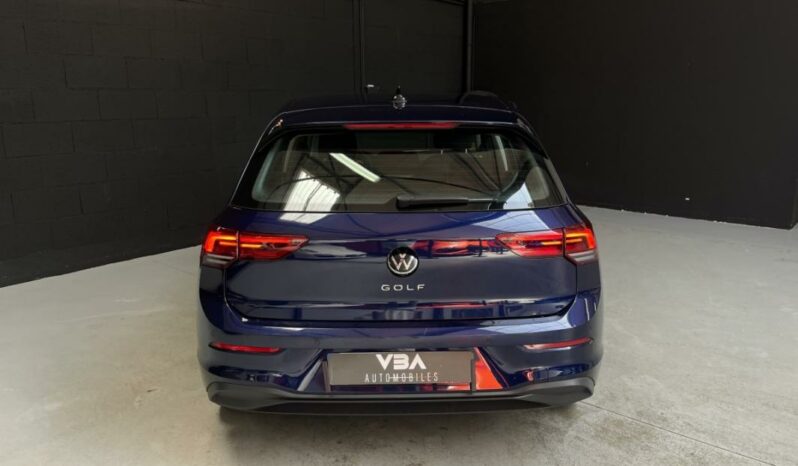 
								Volkswagen Golf VIII 2.0 TDI SCR 115 BVM6 Life 1st full									