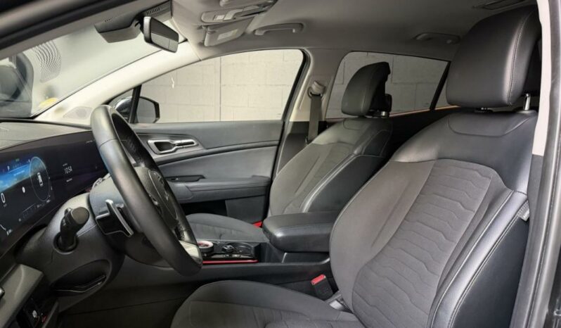 
								Kia Sportage V 1.6 CRDI 136 MHEV DCT7 DESIGN full									