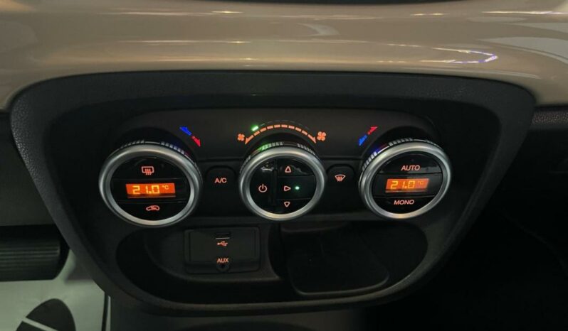 
								Fiat 500L 1.3 Multijet 85ch S&S Easy Dualogic full									