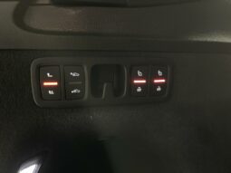 
										Audi Q7 II 3.0 TDI CD 272ch quat tip S line 7pl full									