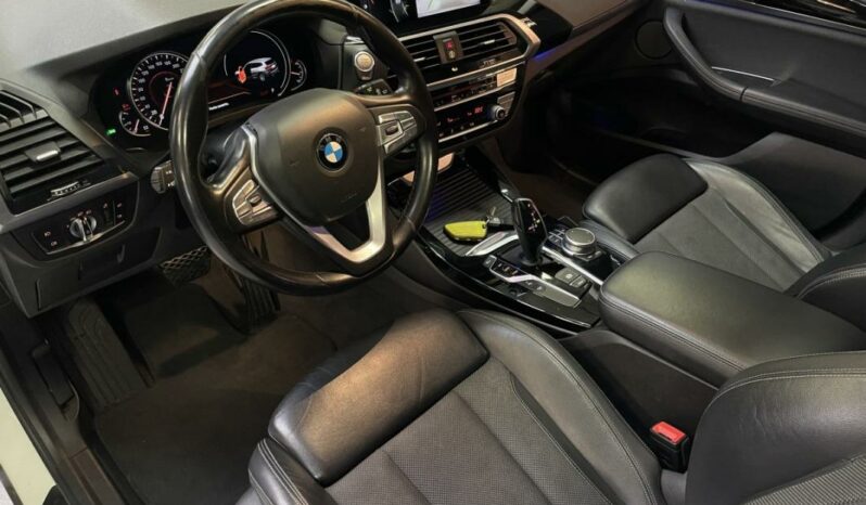 
								BMW X3 III xDrive20d 190ch xLine BVA8 full									