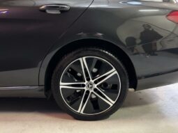 
										Mercedes Classe C break IV 300 de Avantgarde Line full									