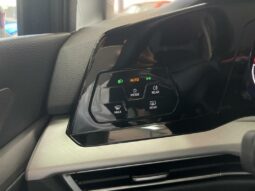 
										Volkswagen Golf VIII 2.0 TDI SCR 115 BVM6 Life 1st full									