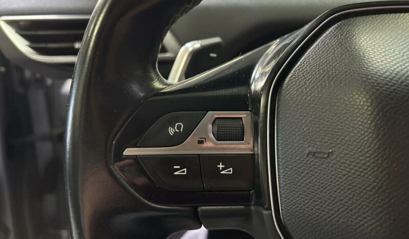 
								Peugeot 5008 II 1.6 THP 165 S&S EAT6 CROSSWAY full									