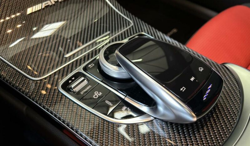 
								Mercedes Classe C coupe IV AMG 63 S full									