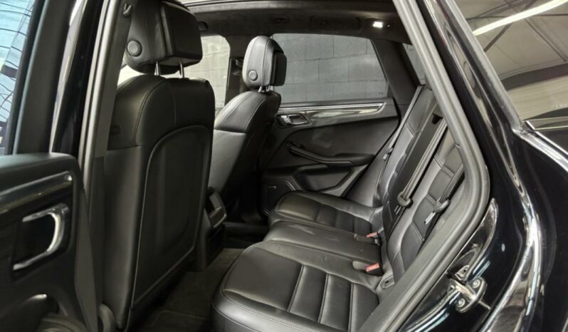 
								Porsche Macan 3.6 V6 TURBO full									