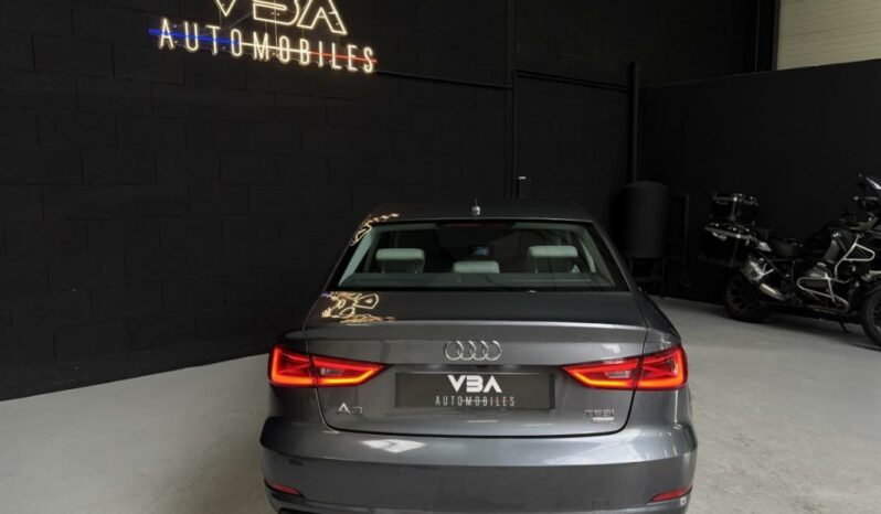 
								Audi A3 Berline III 1.4 TFSI COD ULTRA S Tro 7 150 Amb Luxe full									