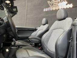 
										Mini Cabrio Mini IV Cooper Edition Premium Plus 136 ch BVA7 full									