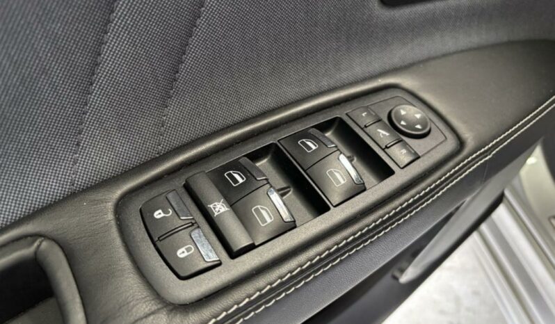
								Maserati Quattroporte VI 3.0 V6 Diesel GranLusso full									