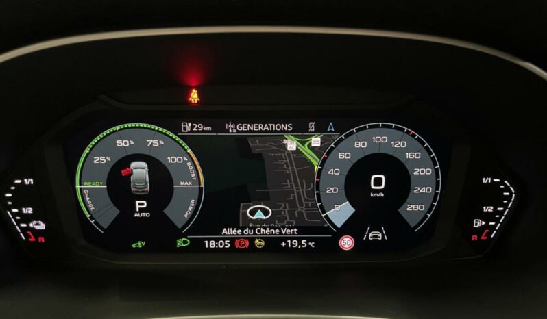 
								Audi Q3 Sportback 45 TFSI E 245 S tronic S line full									