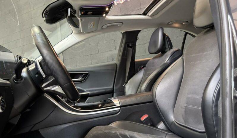 
								Mercedes Classe C V Berline 220 d AMG Line TOIT OUVRANT full									