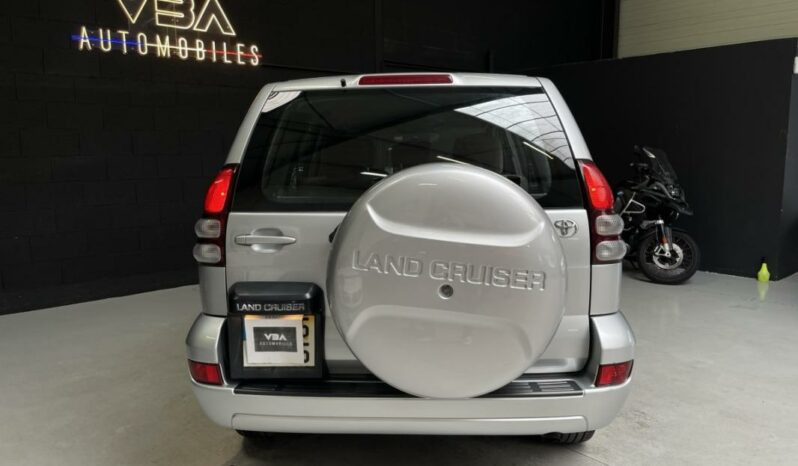 
								Toyota Land Cruiser II 165 D-4D GX full									