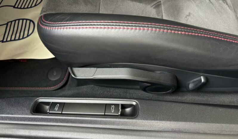 
								Porsche Boxster III GTS full									