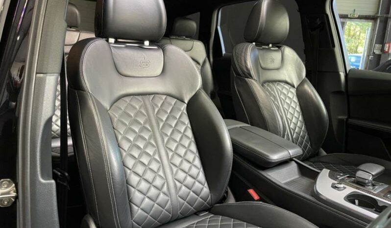
								Audi Q7 II 3.0 TDI CD 272ch quat tip S line 7pl full									