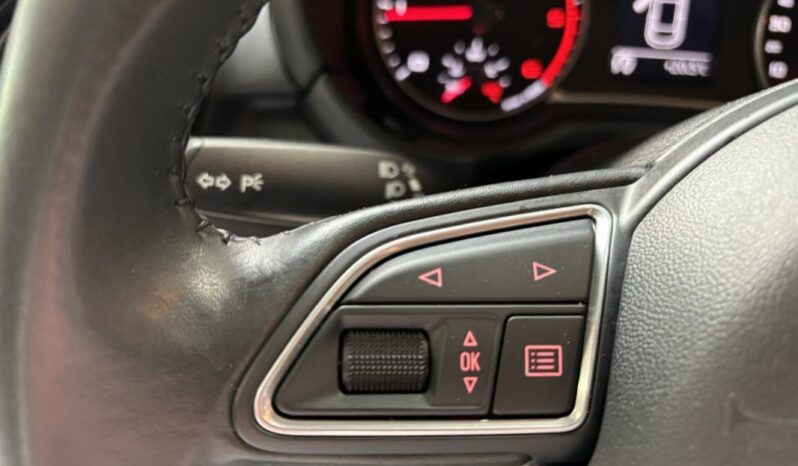 
								Audi A1 1.4 TDI ultra 90 S line full									