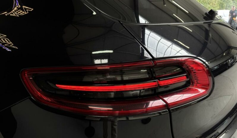 
								Porsche Macan 3.6 V6 TURBO full									