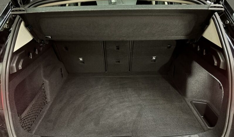 
								BMW X1 III sDrive18d Business Design DKG7 full									