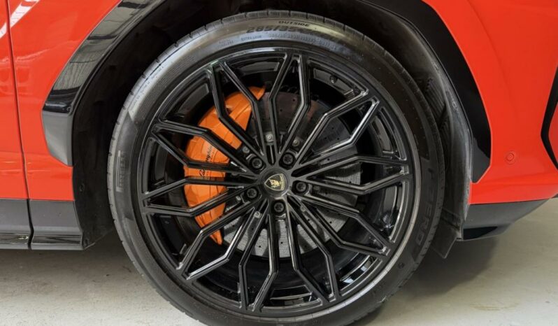 
								Lamborghini Urus (2) 4.0 V8 800 SE BVA8 full									