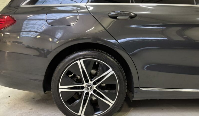 
								Mercedes Classe C break IV 300 de Avantgarde Line full									