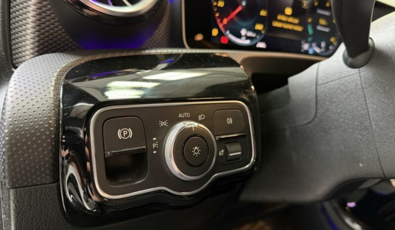 
								Mercedes Classe A Compact IV 180 d Progressive Line 7G-DCT full									