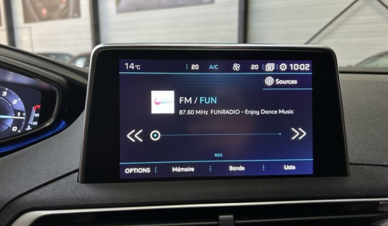 
								Peugeot 5008 II 1.6 THP 165 S&S EAT6 CROSSWAY full									