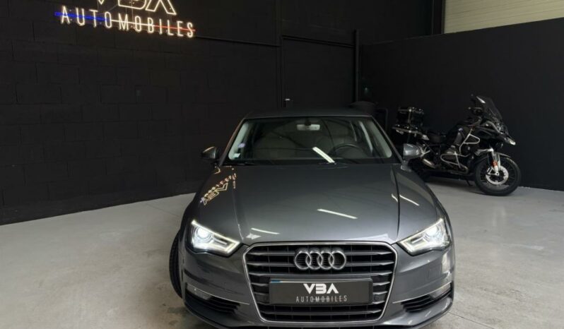 
								Audi A3 Berline III 1.4 TFSI COD ULTRA S Tro 7 150 Amb Luxe full									