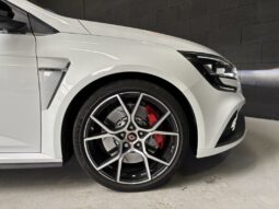 
										Renault Mégane IV Berline RS TROPHY 300 full									