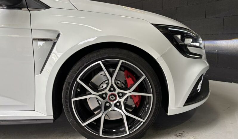 
								Renault Mégane IV Berline RS TROPHY 300 full									