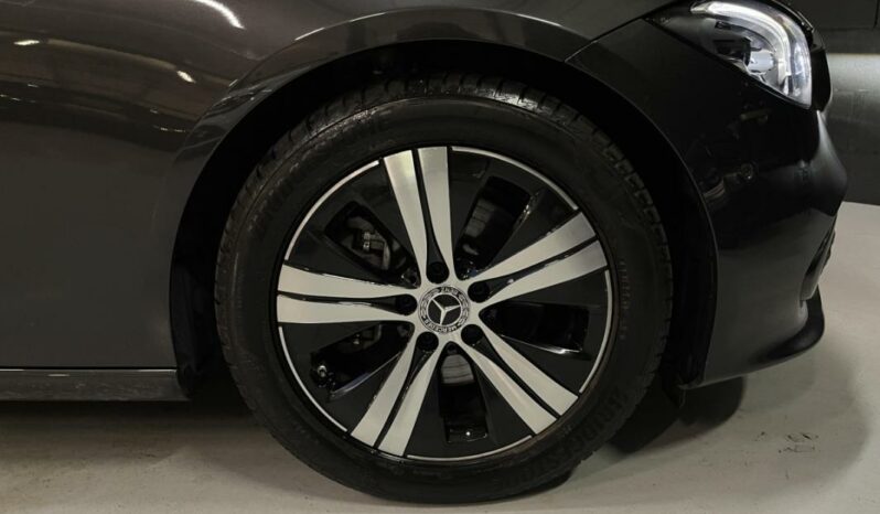 
								Mercedes Classe C break V 220 d Avantgarde Line 9G-Tronic full									