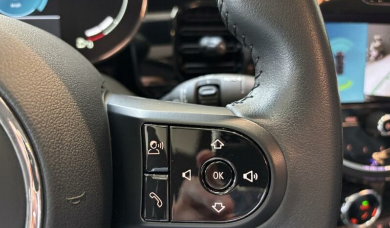
								Mini Cabrio Mini IV Cooper Edition Premium Plus 136 ch BVA7 full									