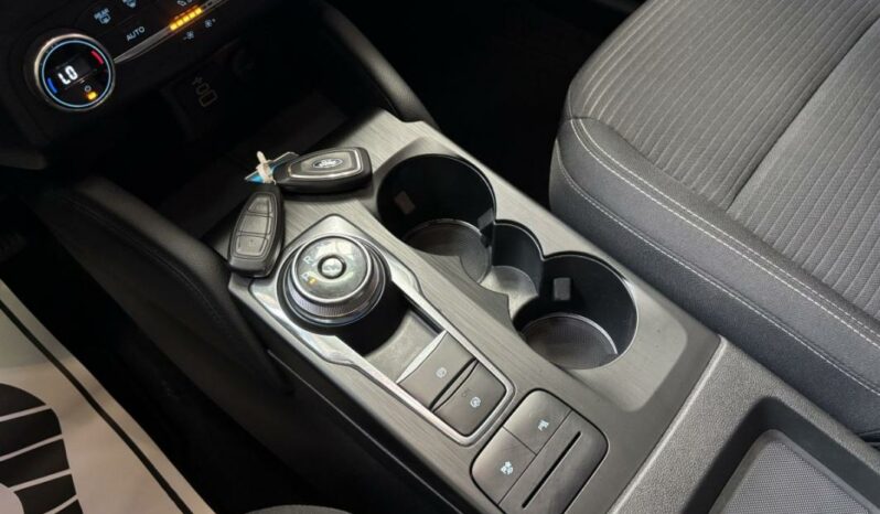
								Ford Kuga III 2.5 190 hybrid Flexifuel Pshift Titanium full									