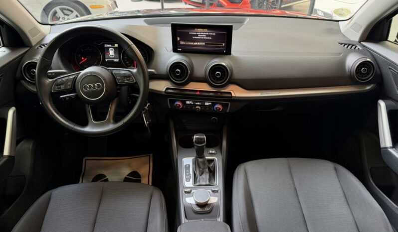 
								Audi Q2 35 TDI 150 S tronic Design full									