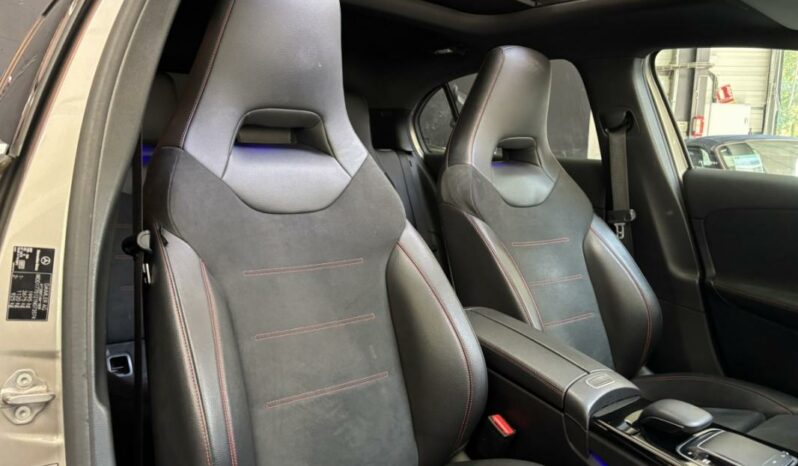 
								Mercedes Classe A Compact IV 200 d AMG Line 8G-DCT full									