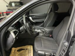 
										BMW Série 1 II 116i 136ch Lounge Plus BVA full									