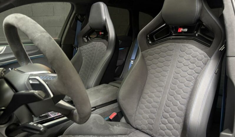 
								Audi RS6 Avant (5) 6 4.0 TFSI MHEV quattro perfor. full									