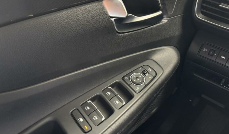 
								Hyundai Santa Fe IV 1.6 T-GDI HYBRID INTUITIVE AUTO 7-SEAT full									