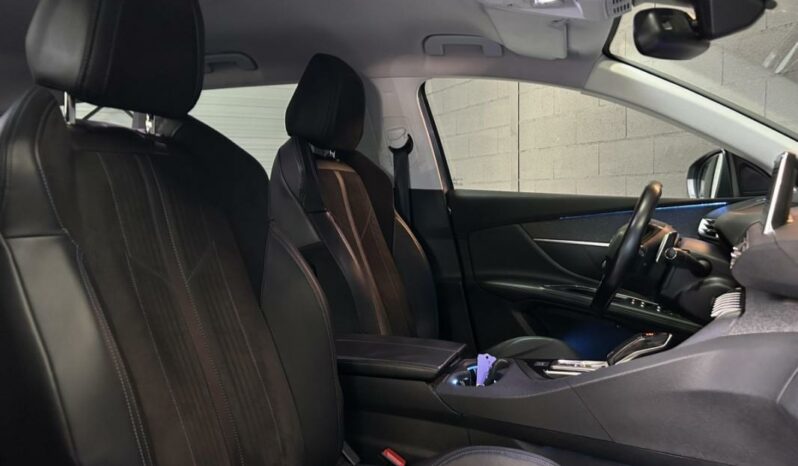 
								Peugeot 5008 II 1.6 THP 165 S&S EAT6 CROSSWAY full									