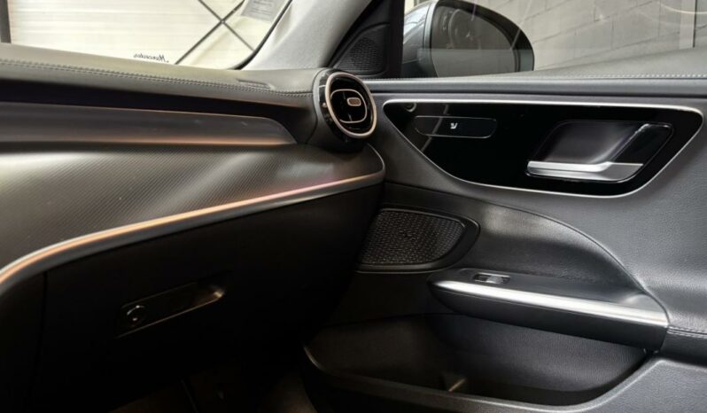 
								Mercedes Classe C V Berline 220 d AMG Line TOIT OUVRANT full									