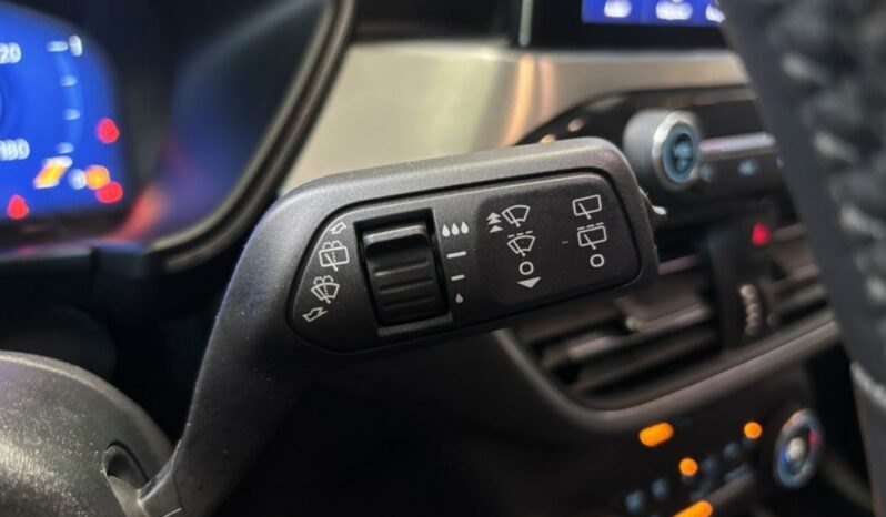 
								Ford Kuga III 2.5 190 hybrid Flexifuel Pshift Titanium full									