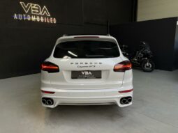
										Porsche Cayenne II 3.6 V6 GTS full									