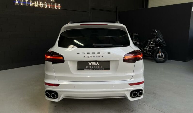 
								Porsche Cayenne II 3.6 V6 GTS full									