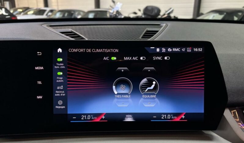 
								BMW X1 III sDrive18d Business Design DKG7 full									