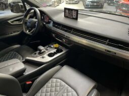 
										Audi Q7 II 3.0 TDI CD 272ch quat tip S line 7pl full									