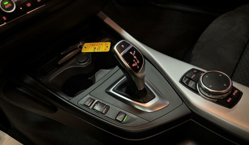 
								BMW Série 1 II 135I Xdrive BVA8 M performance full									