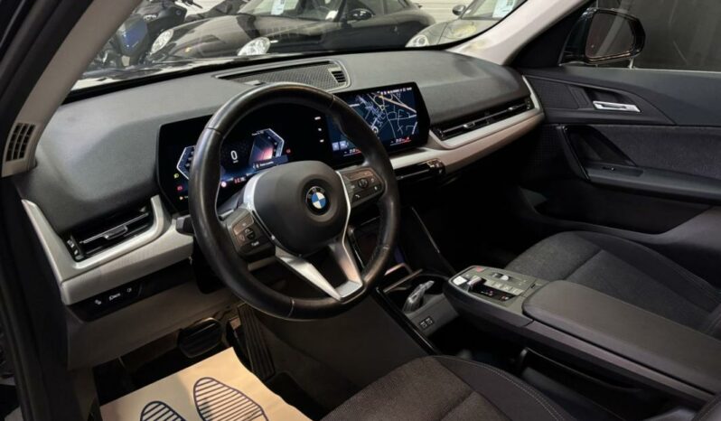 
								BMW X1 III sDrive18d Business Design DKG7 full									