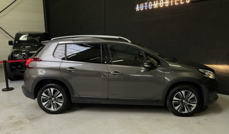 
								Peugeot 2008 Essence 110 S&S EAT6 ALLURE full									