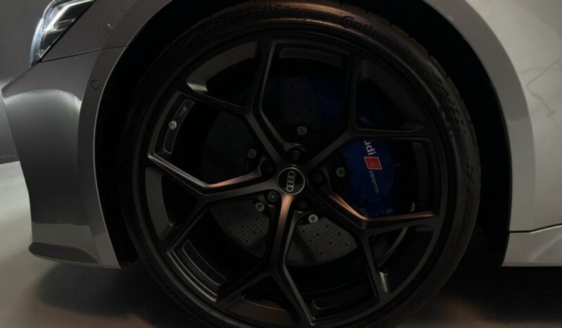 
								Audi RS6 Avant (5) 6 4.0 TFSI MHEV quattro perfor. full									