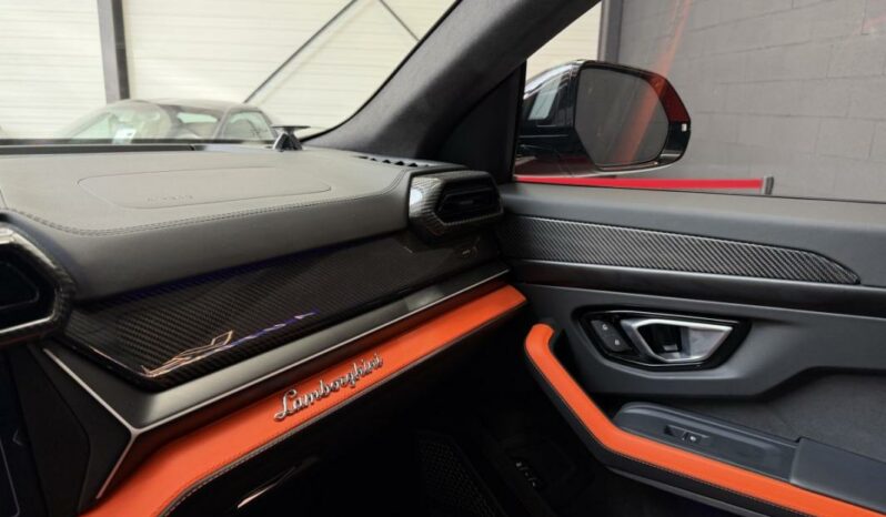 
								Lamborghini Urus (2) 4.0 V8 800 SE BVA8 full									
